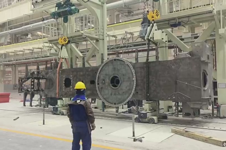 重载型焊接机器人：支撑重型工件高质高效焊接的自动化核心装备
